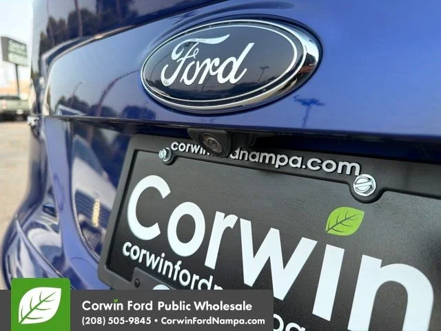 Used 2016 Blue Ford  image 11