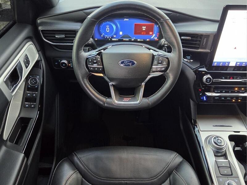 Used 2022 White Metallic FORD ST 4WD image 15