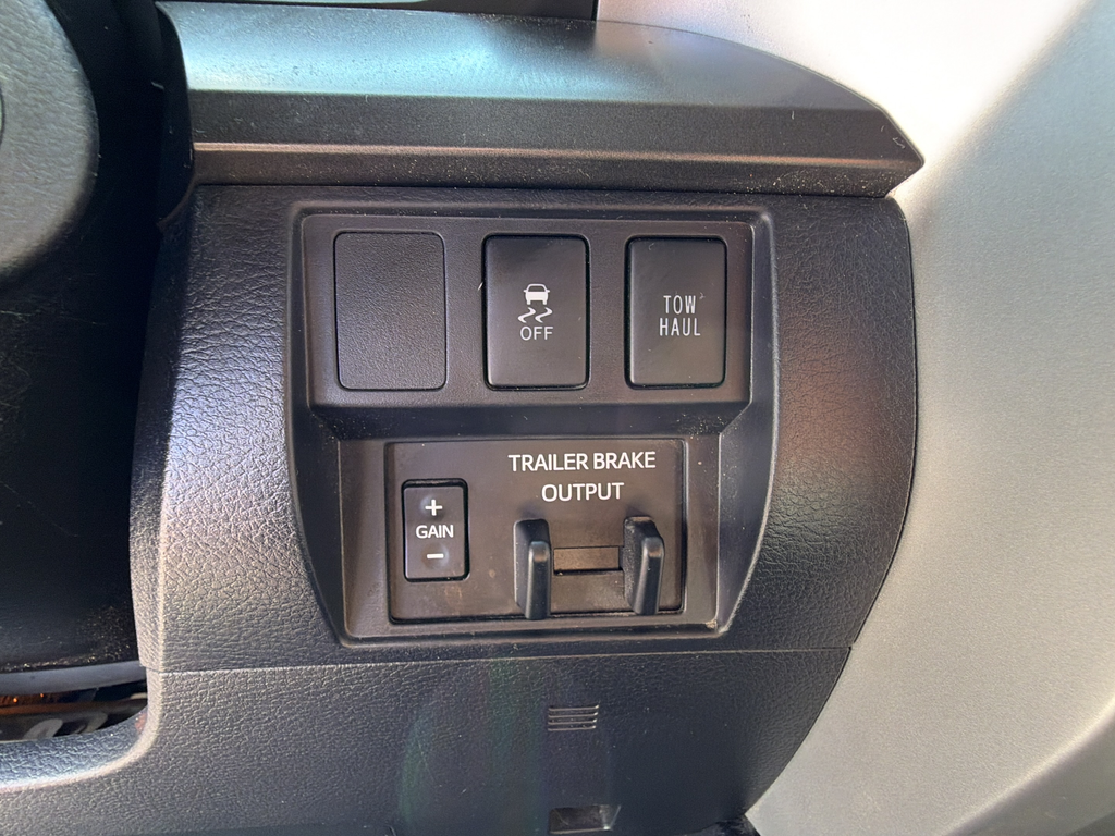 Used 2018 Black Toyota SR5 image 36