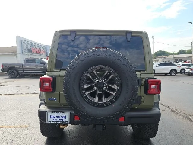 2025 Jeep Wrangler 4-Door Rubicon 392 Final Edition - Photo 10