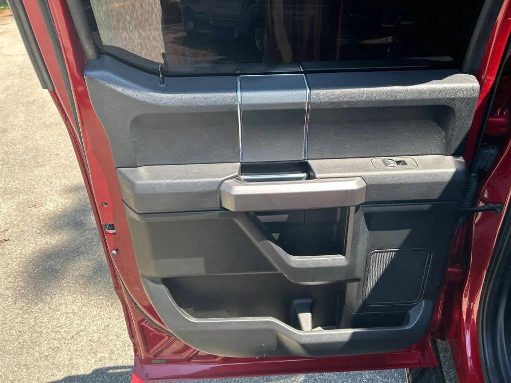 Used 2019 Red Ford XLT image 25