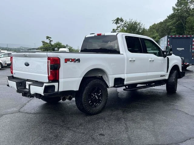 Used 2024 White Ford XLT image 3