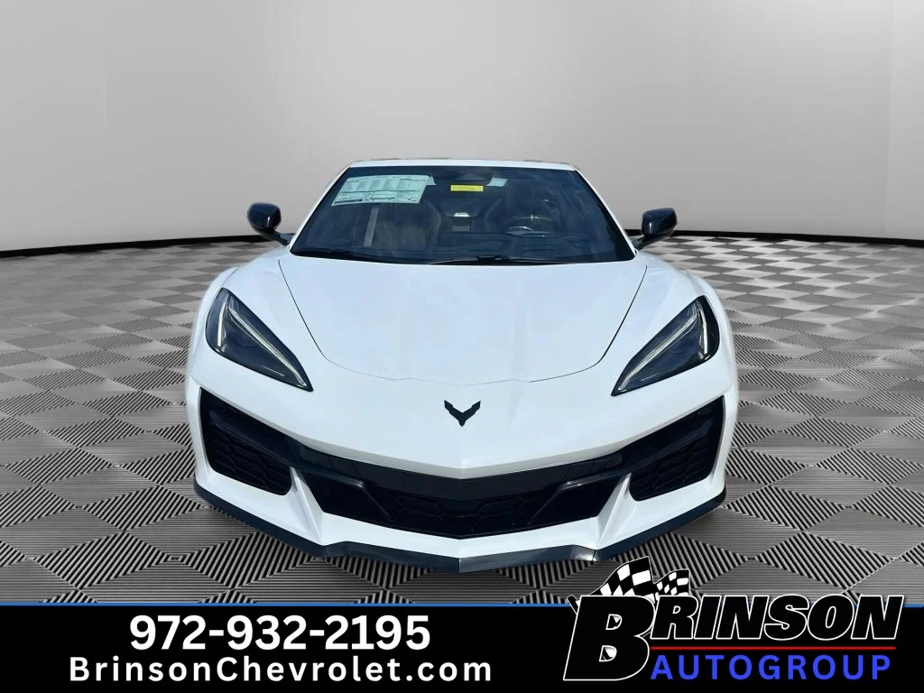 New 2027 Arctic White Chevrolet 3LZ image 2