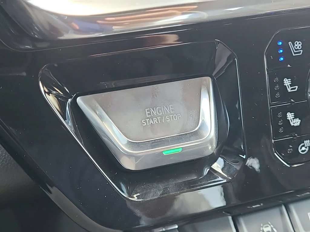 New 2026 Glacier White Tricoat GMC Denali image 22
