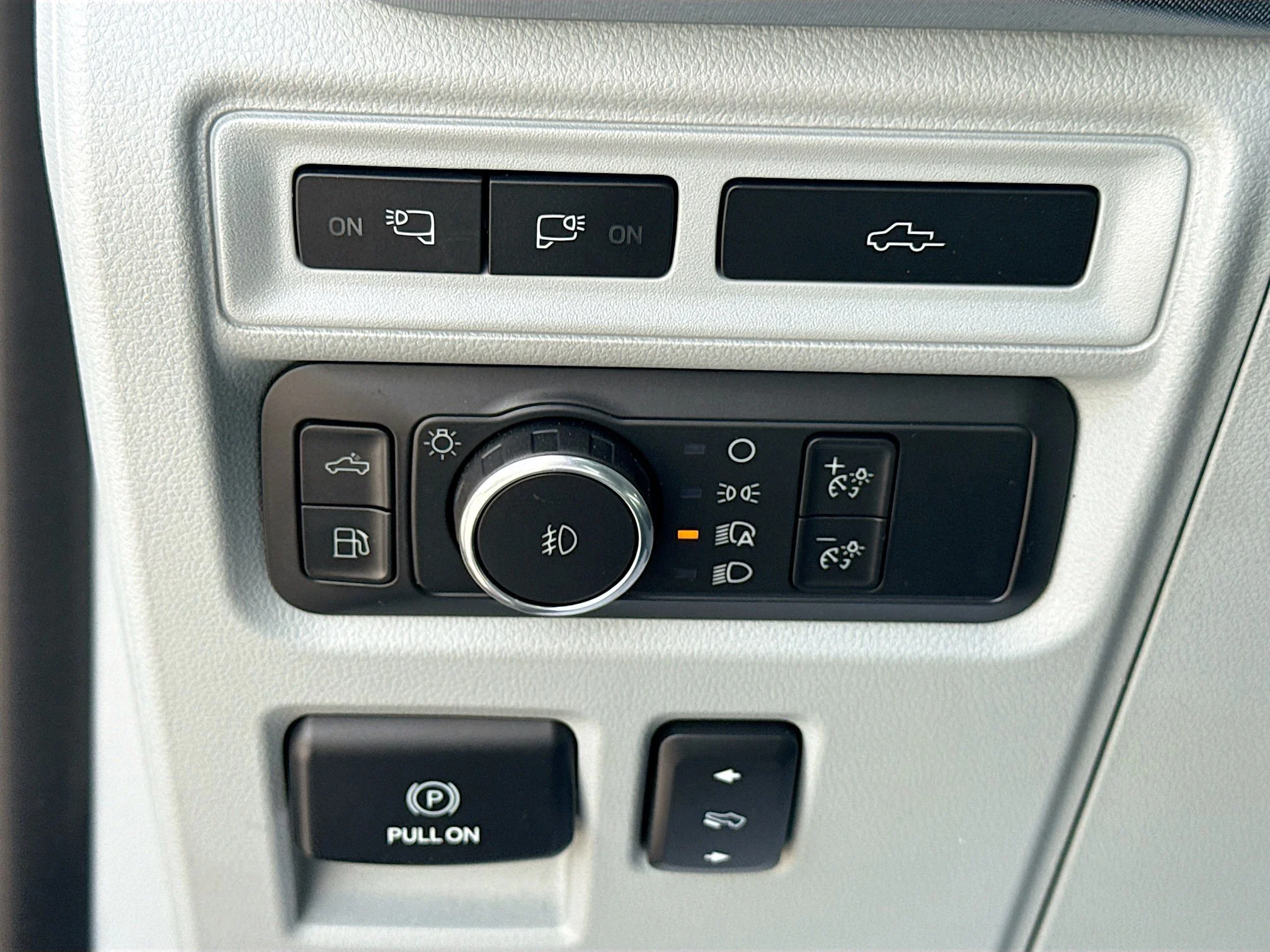 Used 2022 Blue Metallic Ford Limited image 34