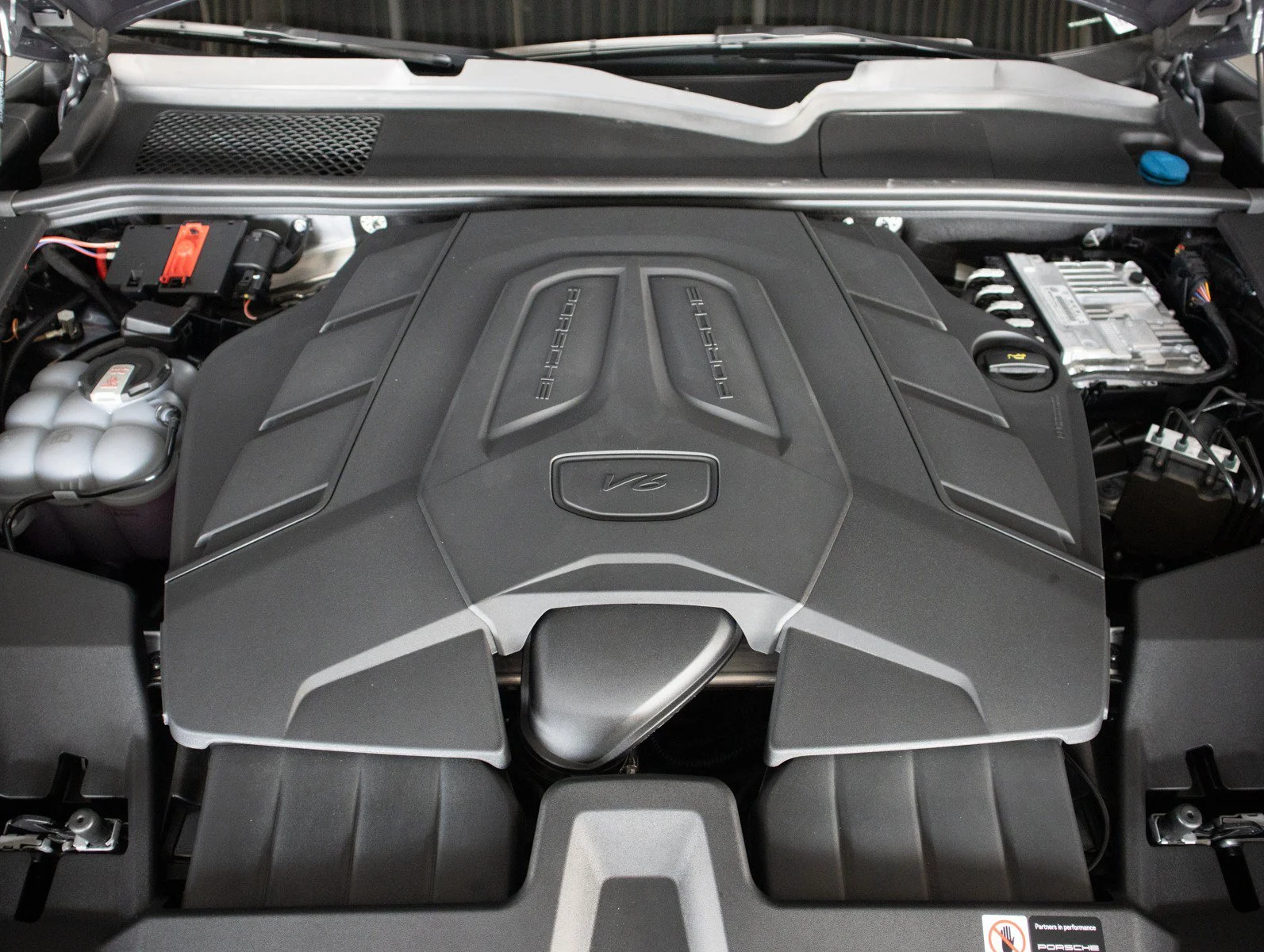 New 2026 Vanadium Grey Metallic Porsche Coupe image 30