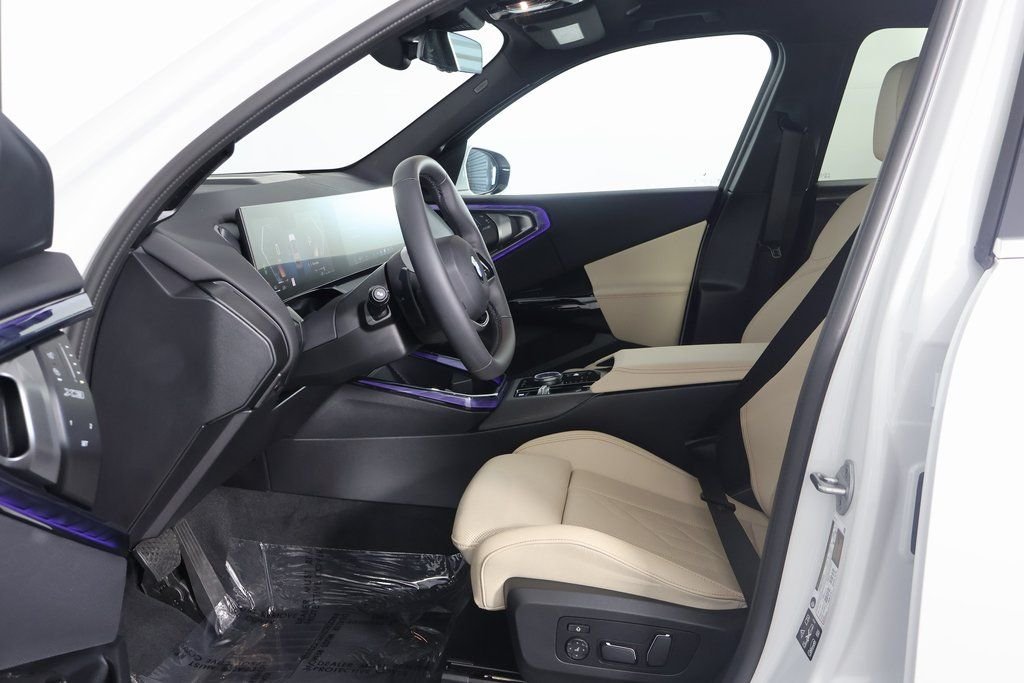 Used 2026 White BMW 30 xDrive image 10