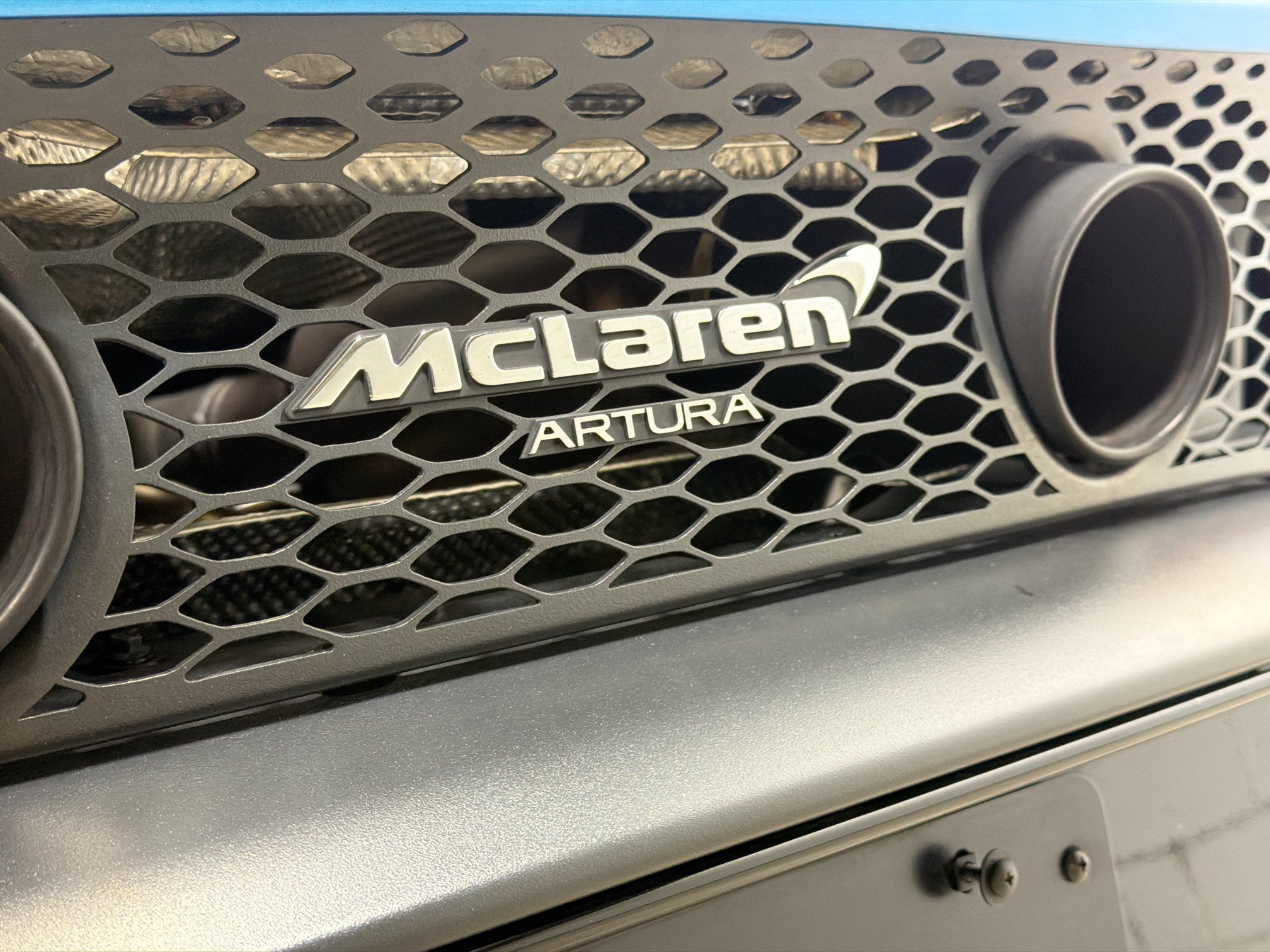 Used 2023 Ludus Blue McLaren Performance image 12