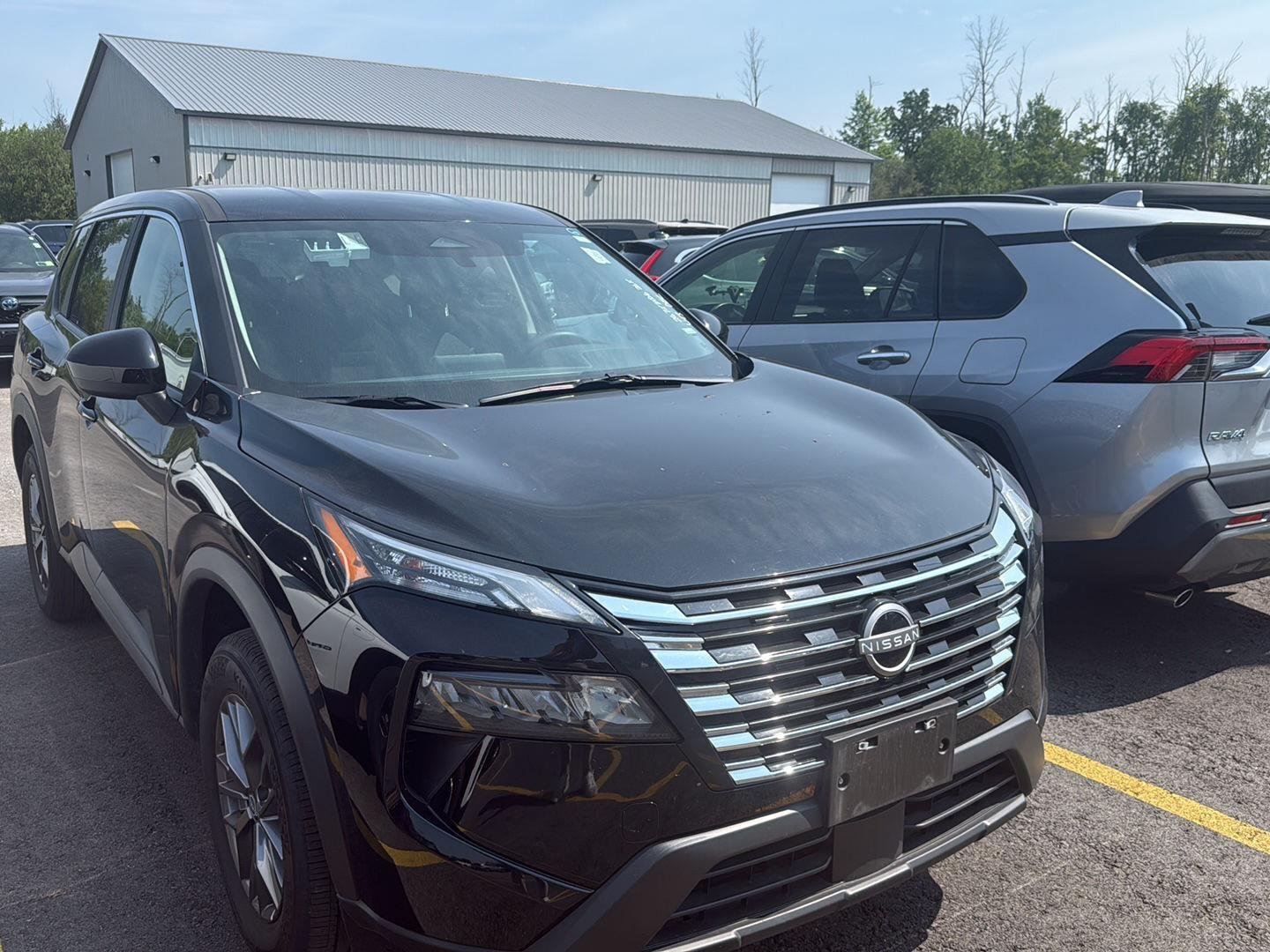 Used 2026 Super Black Nissan SV image 4