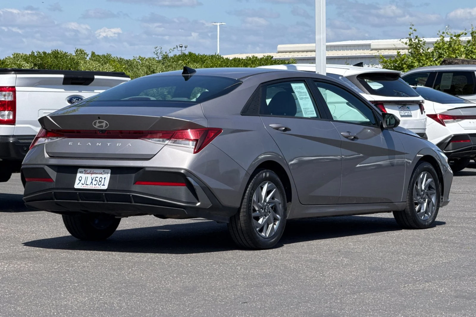 Used 2024 Fluid Metal Hyundai SEL image 4