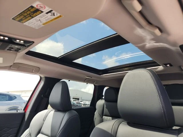 2025 Mitsubishi Outlander SEL - Photo 12