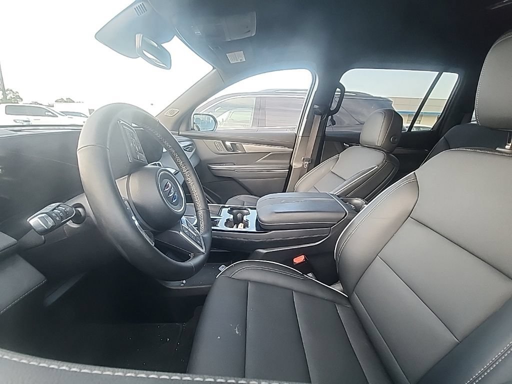 Used 2025 Moonstone Gray Metallic Buick Preferred image 4