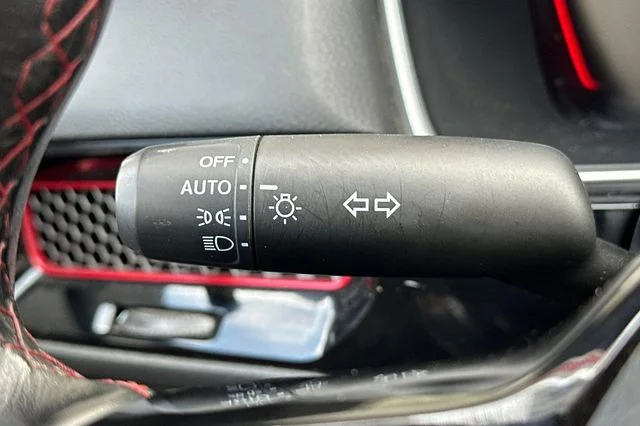 Used 2023 Boost Blue Pearl Honda Si image 29