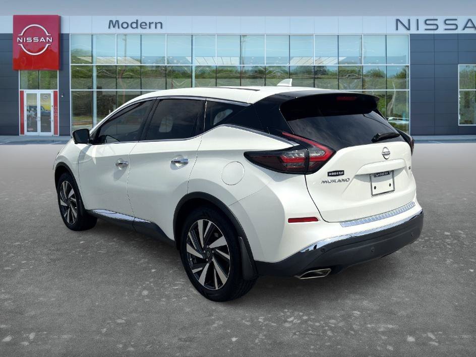 Certified Used 2023 Pearl White Tricoat Nissan SL image 3