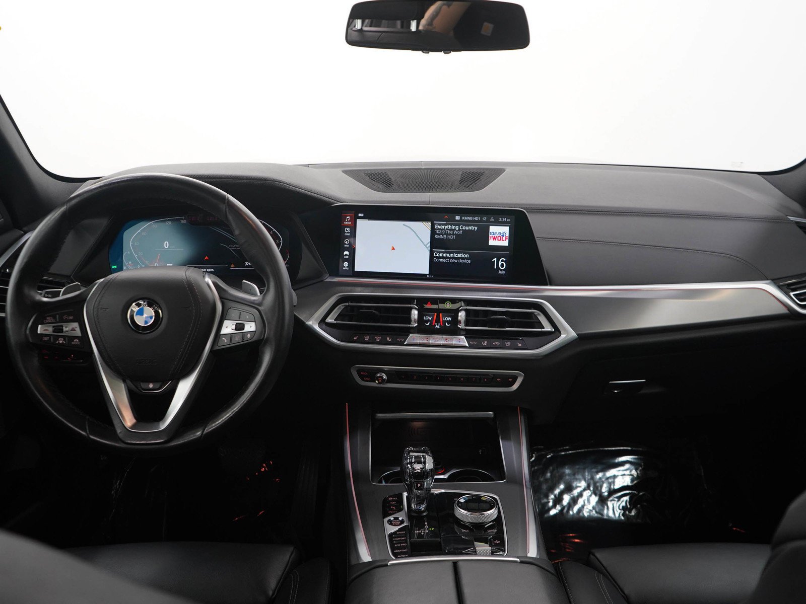 Used 2020 Black BMW xDrive40i image 17