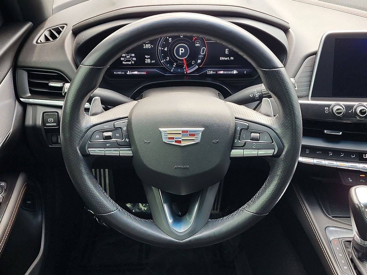 Used 2023 White Cadillac Sport image 21