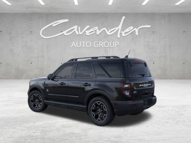 New 2026 Shadow Black Ford Outer Banks® image 5