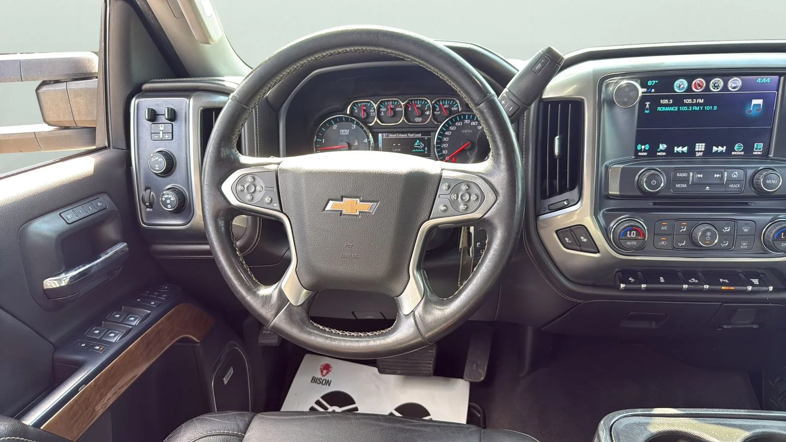 Used 2019 White Chevrolet LTZ image 9