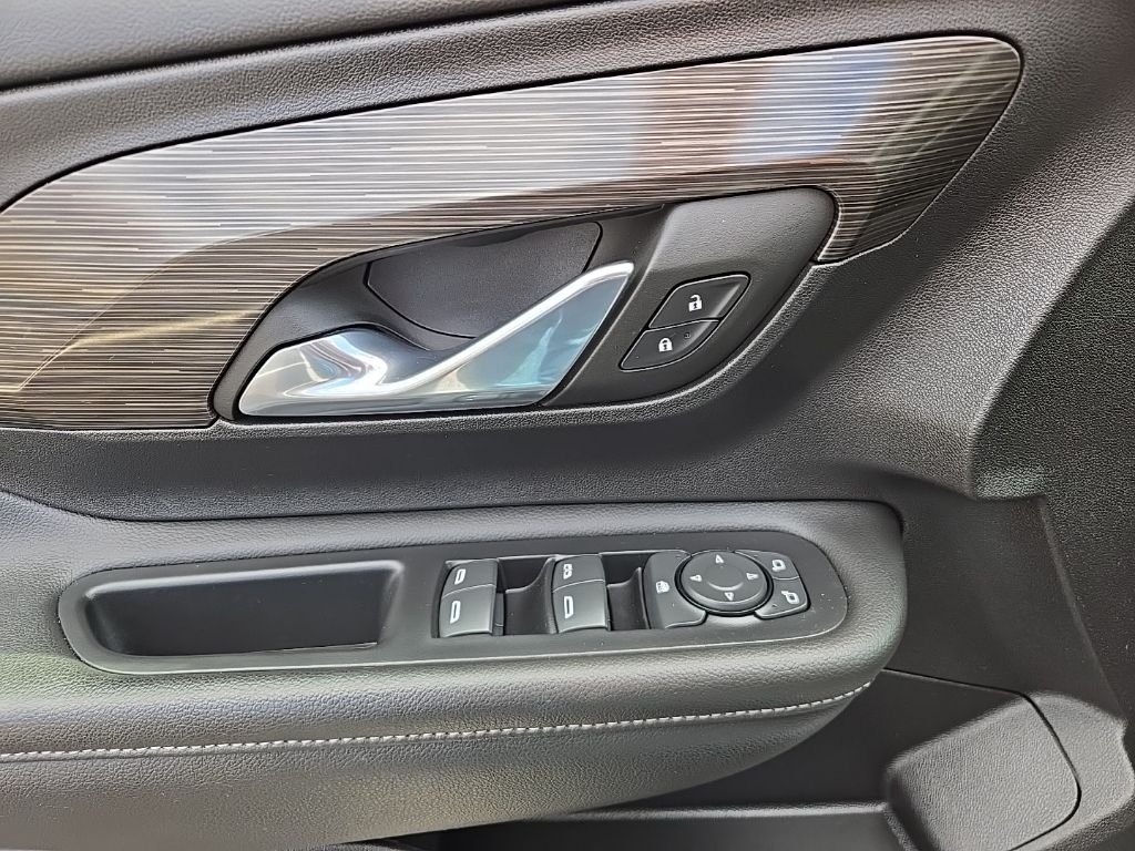 2023 GMC Terrain SLE - Photo 21