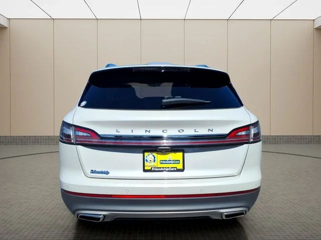Used 2023 White Lincoln Reserve image 7