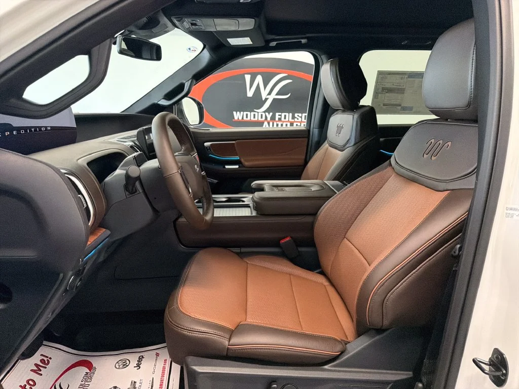 New 2027 Star White Metallic Tri-Coat Ford MAX King Ranch® image 10