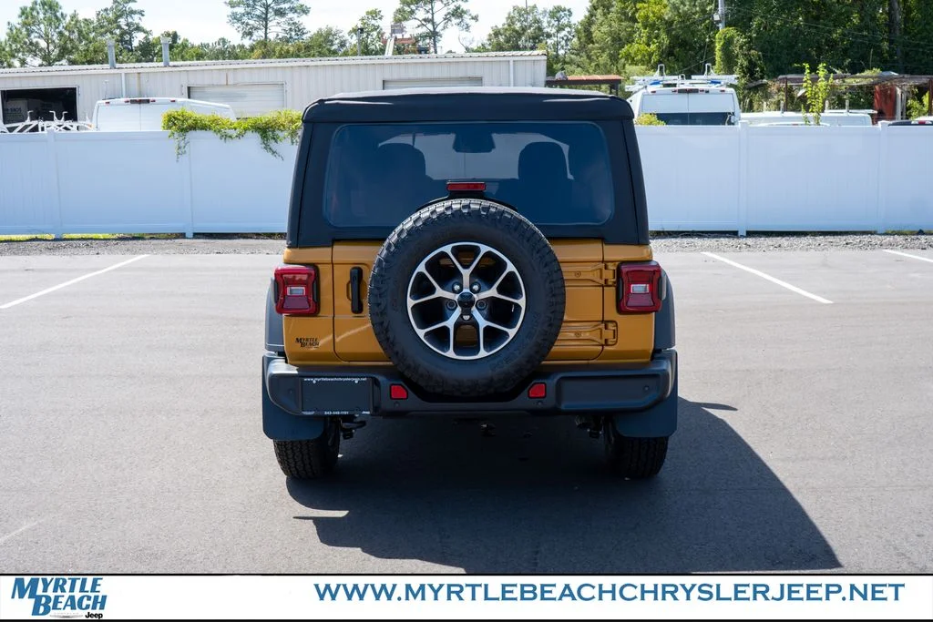 New 2026 Goldilocks Exterior Paint Jeep Sport S image 5