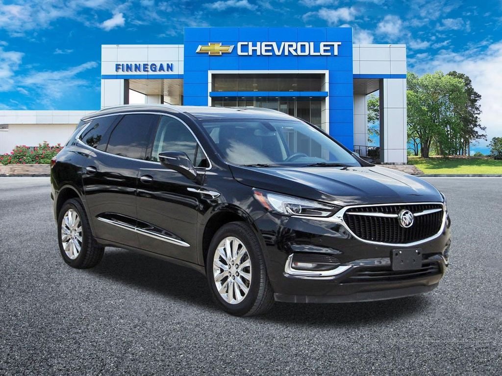 Used 2021 Black Buick Essence image 9