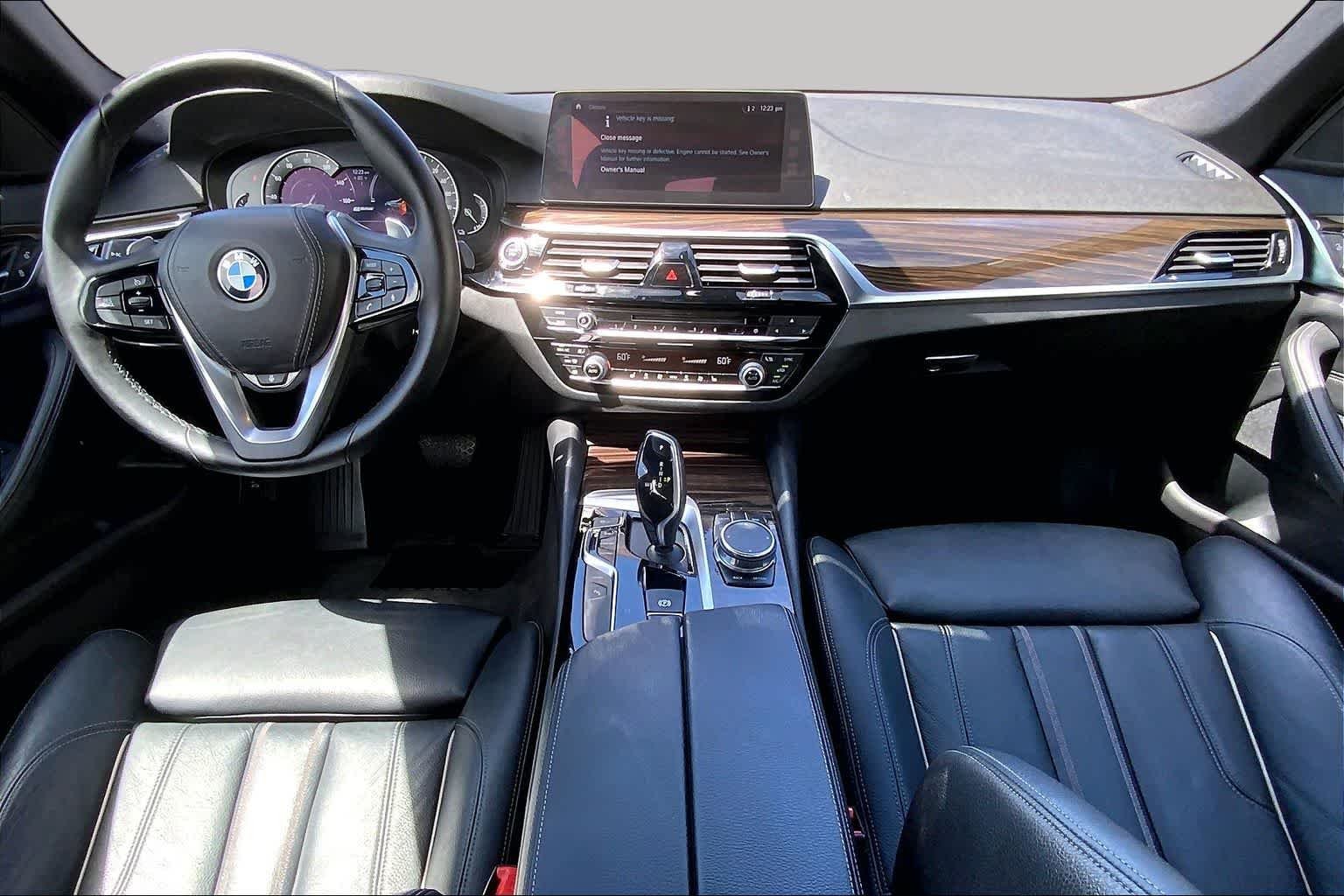 Used 2018 Black Sapphire Metallic BMW 530e xDrive iPerformance image 14