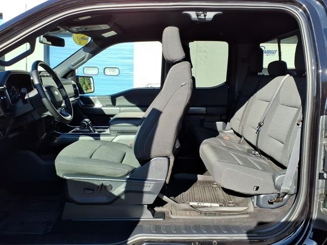 Used 2023 Black Metallic Ford XLT image 19