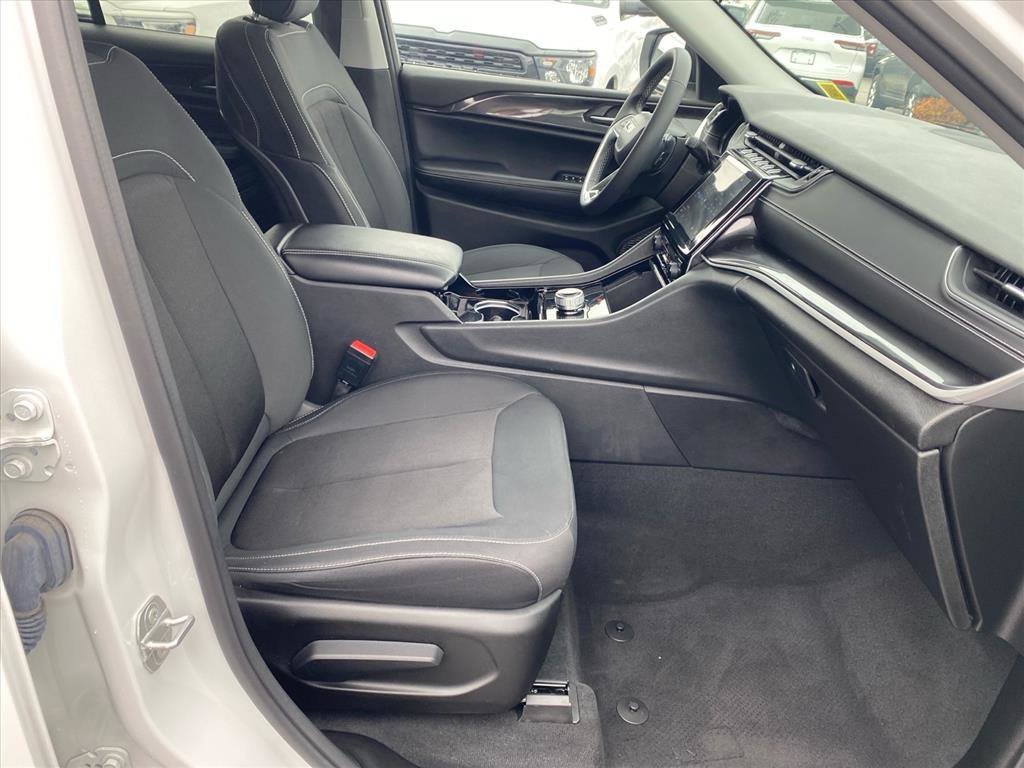 Used 2023 Bright White Clearcoat Jeep Laredo image 23