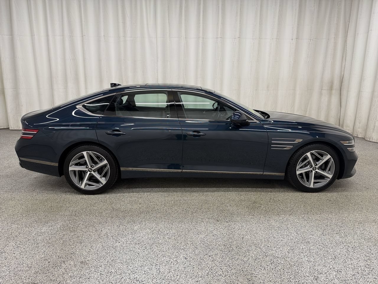 2023 GENESIS G80 Base - Photo 5