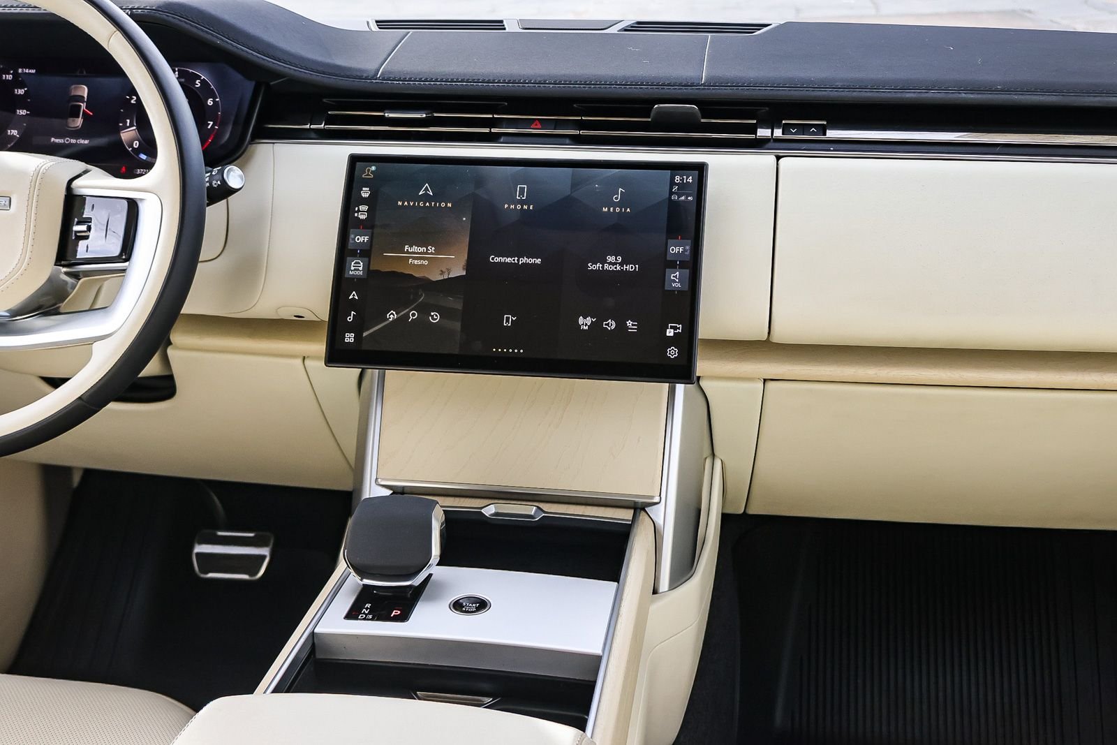 2024 Land Rover Range Rover SE - Photo 24