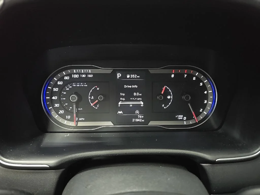 Used 2024 Intense Blue Hyundai SE image 24