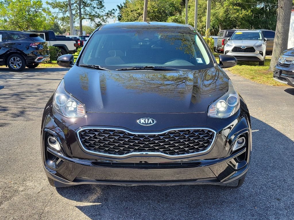 Used 2022 Red Kia LX image 2