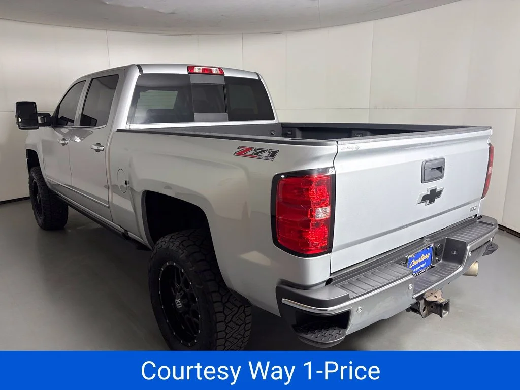 Used 2016 SILVER ICE METALLIC Chevrolet LTZ image 9