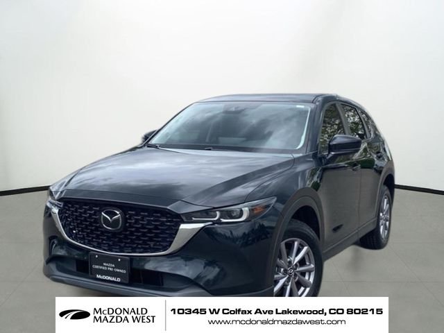 2023 Mazda CX-5 S Preferred package Auto AWD's photo
