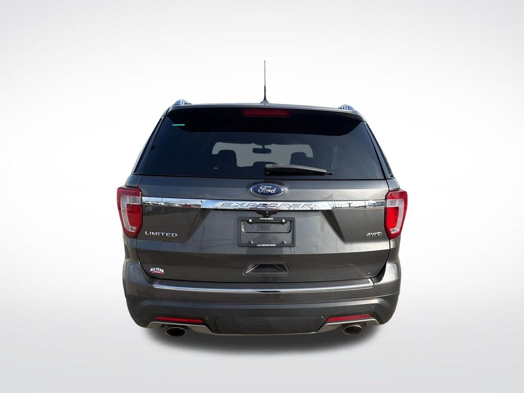 Used 2018 Gray Ford Limited image 6