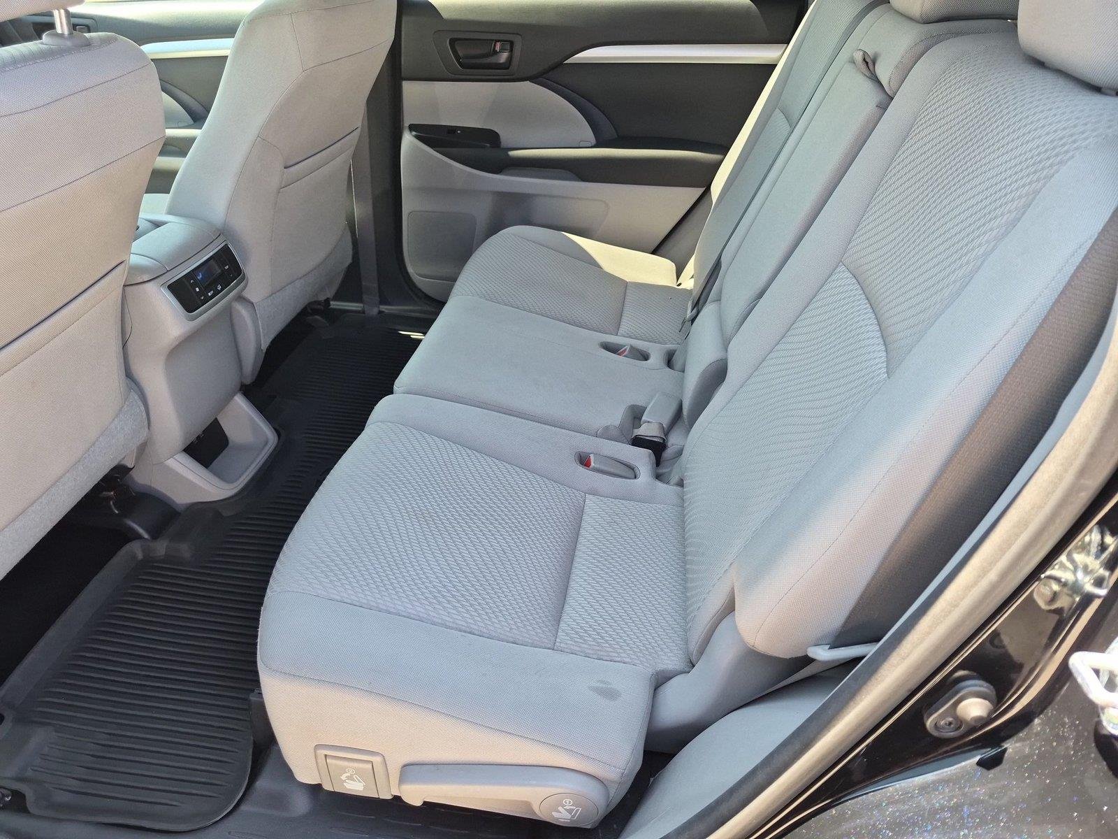Used 2017 Midnight Black Metallic Toyota LE image 30
