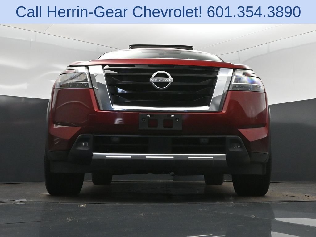 Used 2023 Red Nissan SL image 46