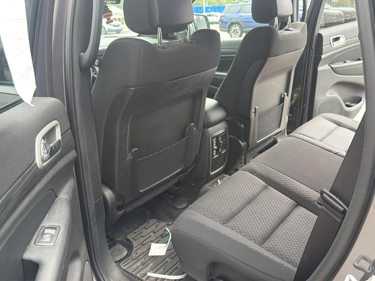Used 2021 Granite Crystal Metallic Clearcoat Jeep Laredo E image 20