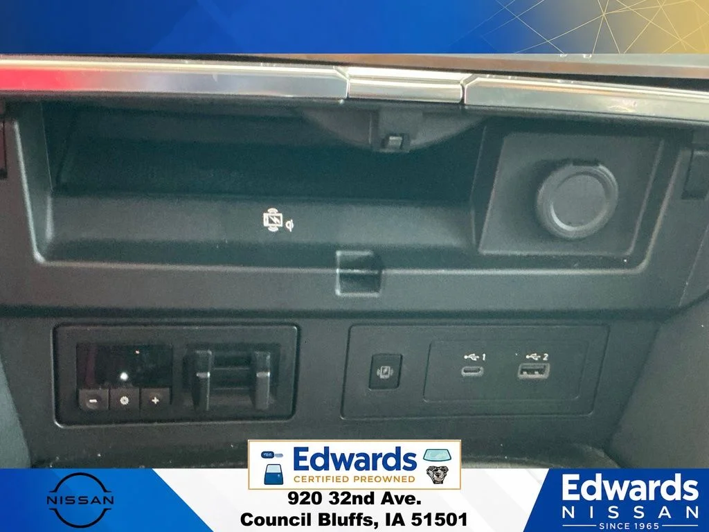 Used 2023 Blue Nissan SL image 35