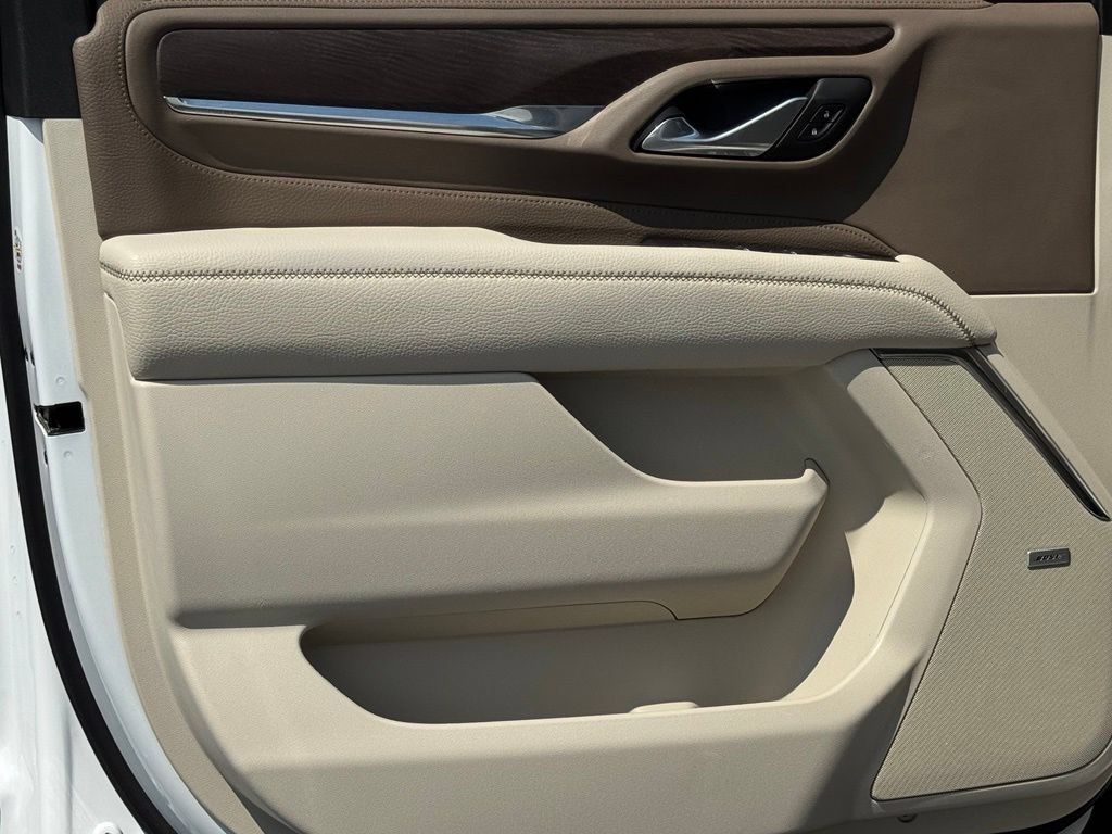 Used 2024 Summit White GMC Denali image 19