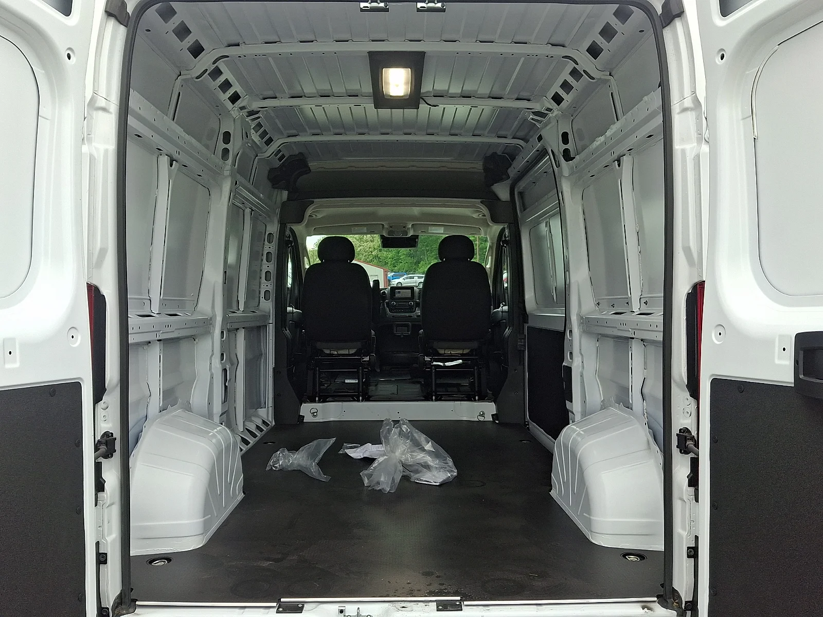 New 2026 Bright White Clear-Coat Exterior Paint RAM High Roof image 21