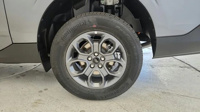 New 2026 Carbonized Gray Metallic Ford XLT image 9