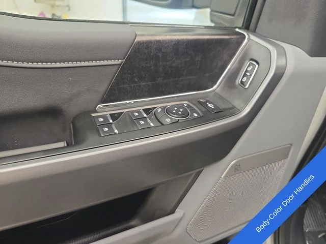 New 2026 Avalanche Ford F-350® XLT image 40