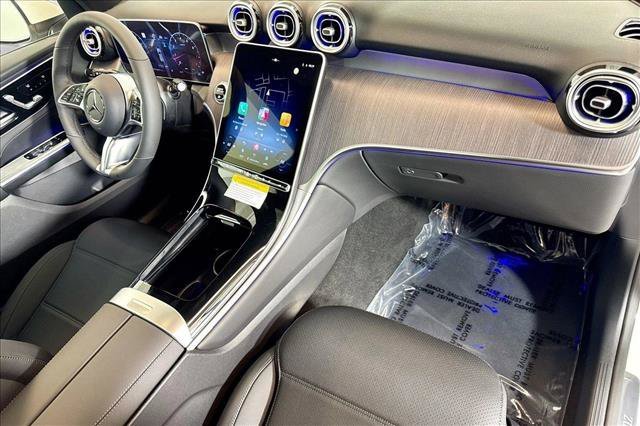 New 2026 Polar White Mercedes-Benz GLC 300 image 57