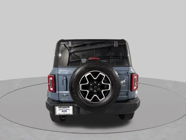 Used 2025 Gray Ford Outer Banks image 9