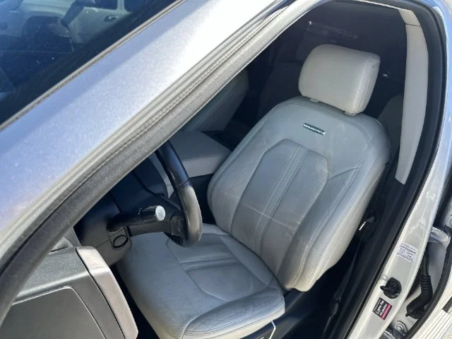 Used 2018 Silver Ford Platinum image 12