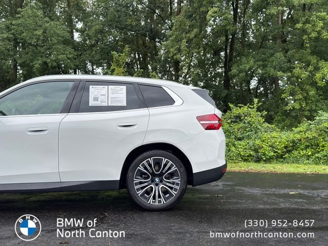 Used 2026 Alpine White BMW 30 xDrive image 9