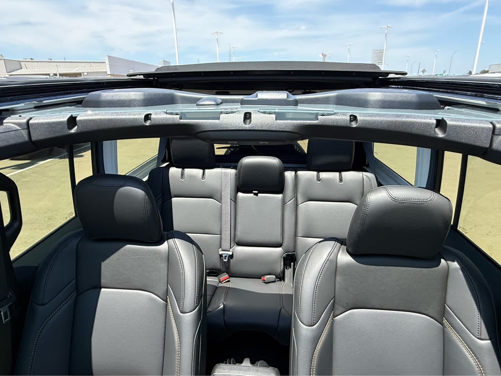 New 2026 Anvil Clearcoat Jeep Sahara image 17